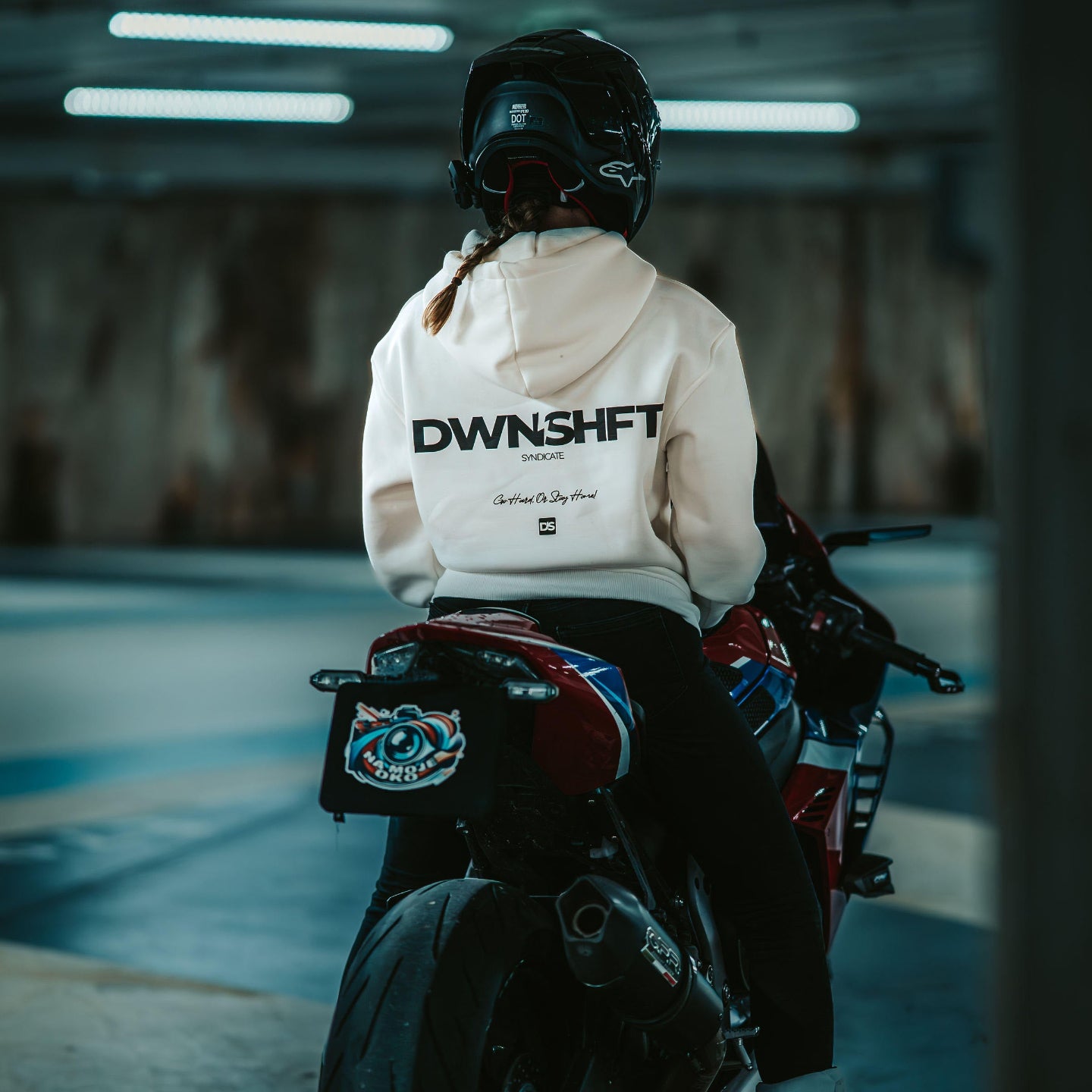 OVERSIZED HOODIE - WHITE